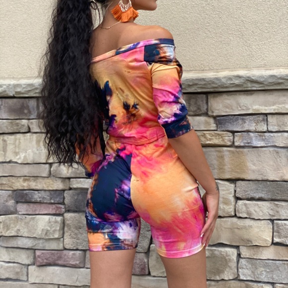 ‼️ Two Piece Set Crop Top Biker Shorts Tie Dye Set - Picture 2 of 4